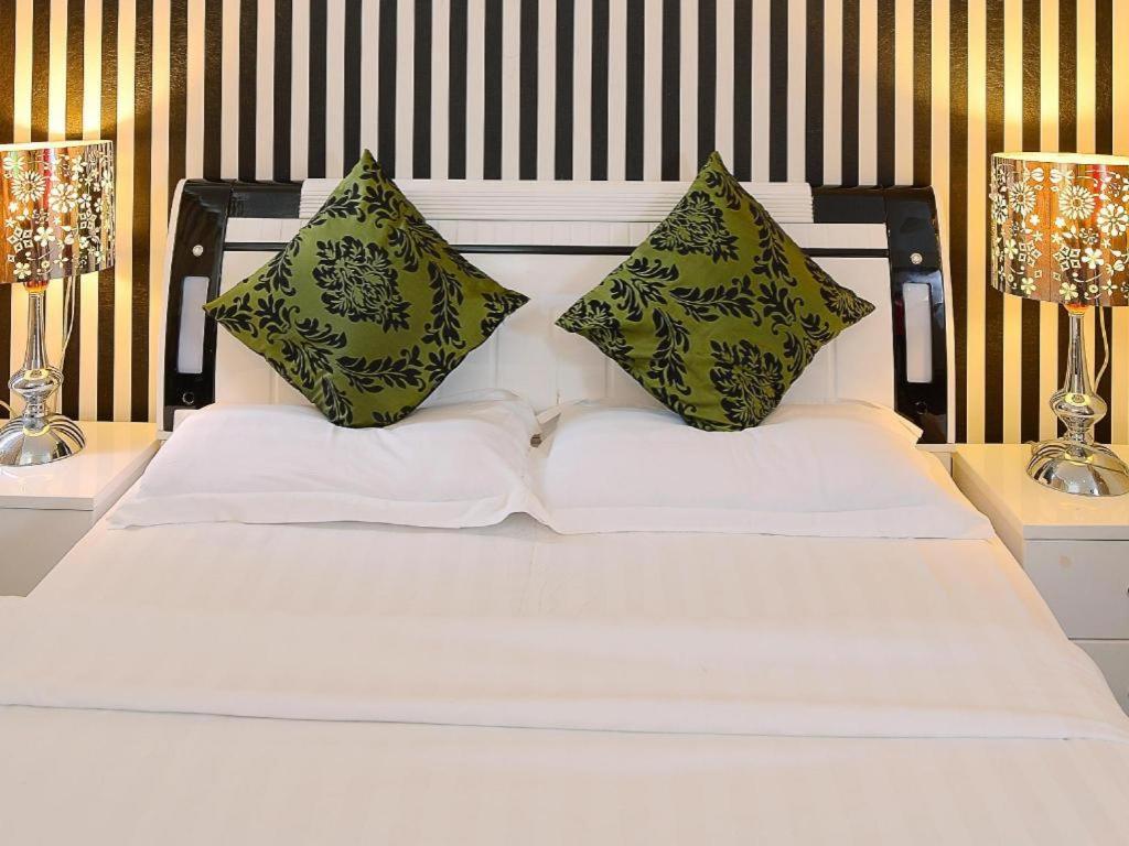 Hotel De Art @ Section 7 Shah Alam Eksteriør bilde